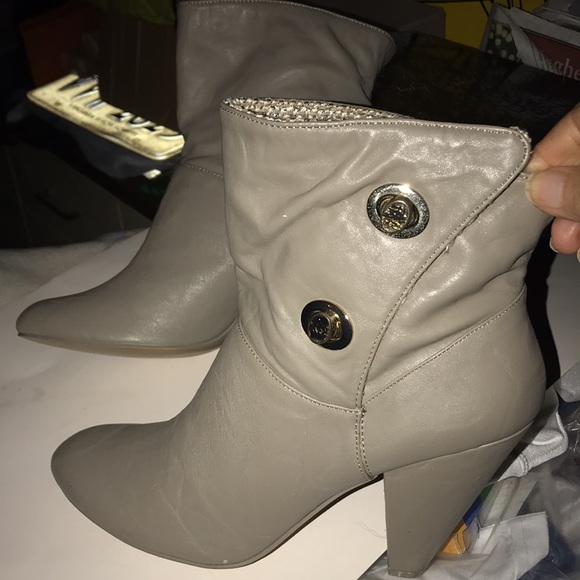 Women’s Baby Phat Booties - Picture 5 of 13